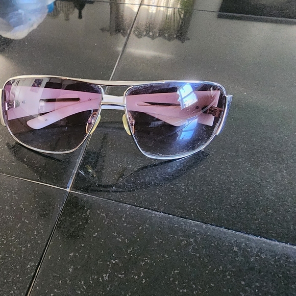 Guess sunglasses - Picture 3 of 4